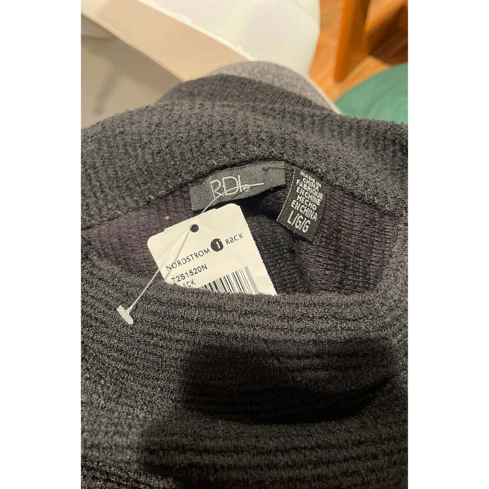 L RDI Sweater - Picture 4 of 5